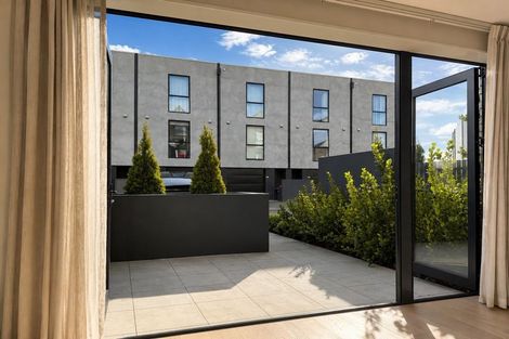 Photo of property in 9/33 Kilmore Street, Christchurch Central, Christchurch, 8013