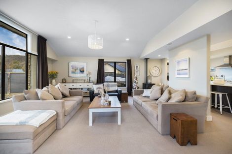 Photo of property in 15 Sunhaven Cove, Cromwell, 9310