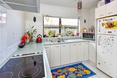 Photo of property in 3/13 Russell Road, Manurewa, Auckland, 2102