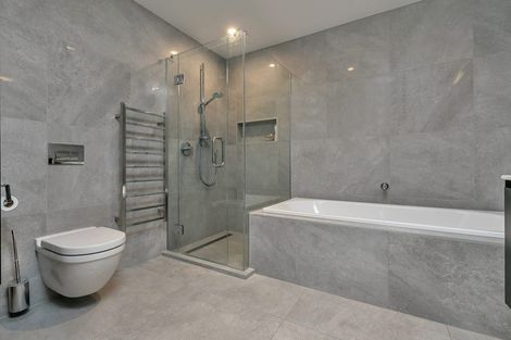 Photo of property in 2/105 Jervois Road, Herne Bay, Auckland, 1011