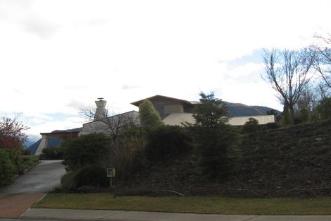 Photo of property in 4 Atherton Place, Wanaka, 9305