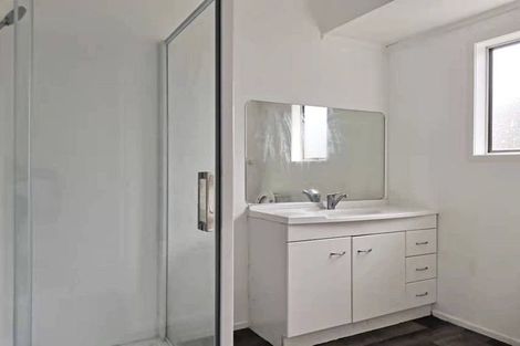 Photo of property in 1/5 Merriefield Avenue, Forrest Hill, Auckland, 0620