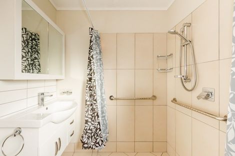 Photo of property in 17a Pukeko Street, Paraparaumu, 5032