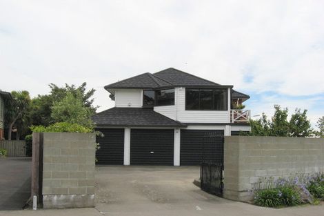 Photo of property in 11 Beachville Road, Redcliffs, Christchurch, 8081