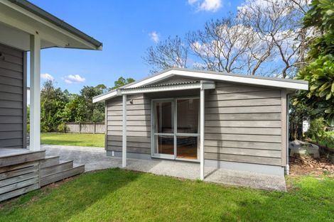 Photo of property in 38 Albany Road, One Tree Point, 0118