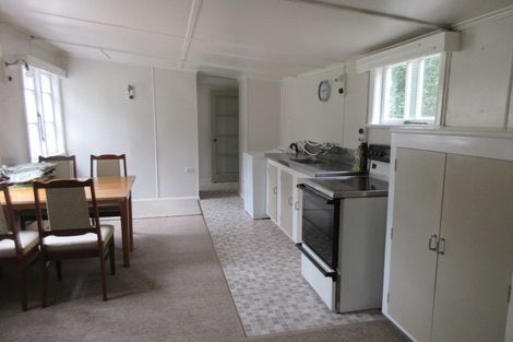 Photo of property in 216 Roslyn Road, Levin, 5510