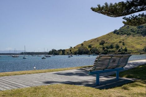 Photo of property in 18b Maunganui Road, Mount Maunganui, 3116