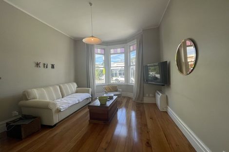 Photo of property in 15 Elizabeth Street, Mount Victoria, Wellington, 6011