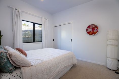 Photo of property in 22b Saint Ives Grove, Whalers Gate, New Plymouth, 4310