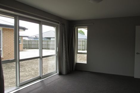 Photo of property in 4a Stanwood Grove, Darfield, 7510