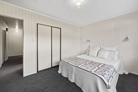 Photo of property in 5a Webster Street, Westown, New Plymouth, 4310