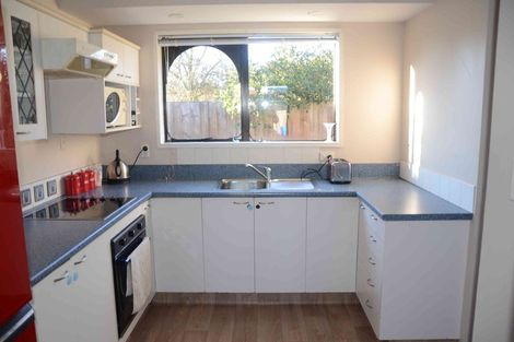 Photo of property in 12 Mchaffies Place, Wainoni, Christchurch, 8061