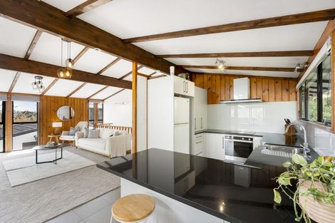 Photo of property in 1a Tainui Street, Torbay, Auckland, 0630