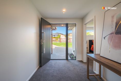 Photo of property in 27 Grandvista Drive, Green Island, Dunedin, 9018