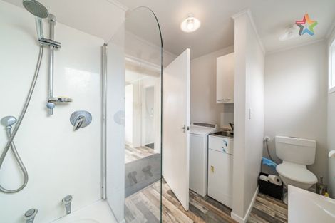 Photo of property in 40b Leighton Avenue, Waiwhetu, Lower Hutt, 5010