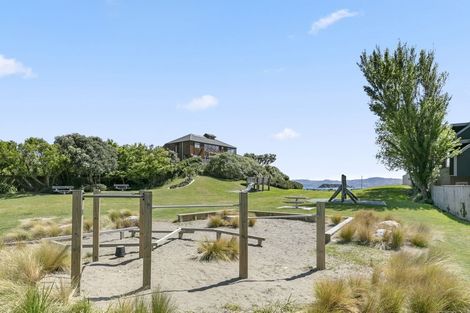 Photo of property in 410 Muritai Road, Eastbourne, Lower Hutt, 5013