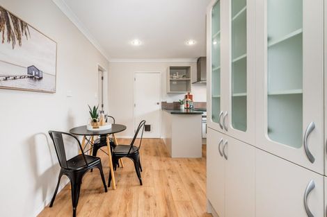 Photo of property in 100 Hillcrest Road, Raumati Beach, Paraparaumu, 5032