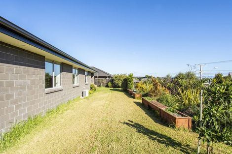 Photo of property in 23 Elena Place, Welcome Bay, Tauranga, 3112