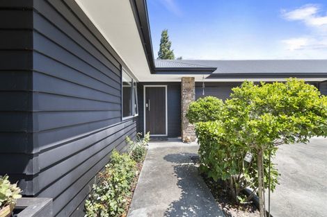 Photo of property in 38 Kingsdale Park Drive, Aokautere, Palmerston North, 4471