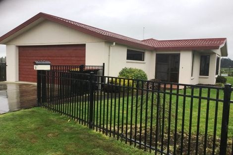 Photo of property in 8 Daley Place, Winton, 9720