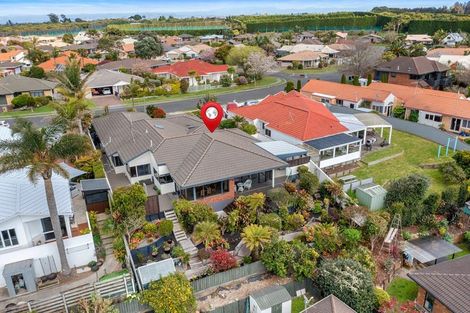 Photo of property in 19 Plateau Heights, Mount Maunganui, 3116
