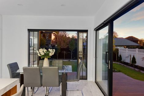 Photo of property in 36 Kahu Road, Fendalton, Christchurch, 8041