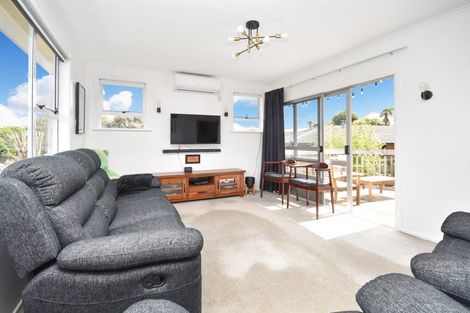 Photo of property in 107 Wallace Road, Mangere Bridge, Auckland, 2022