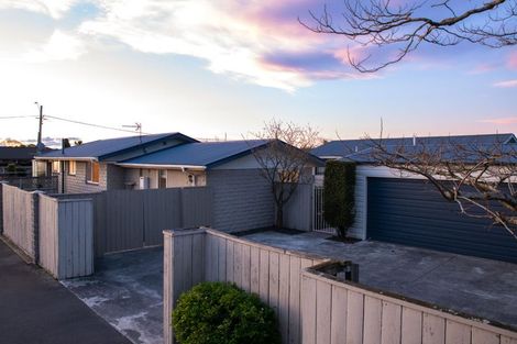 Photo of property in 39 Inwoods Road, Parklands, Christchurch, 8083