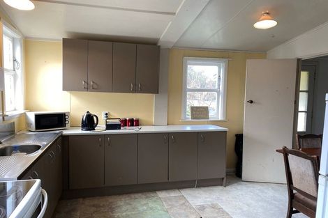 Photo of property in 30 Cambria Street, Hawera, 4610