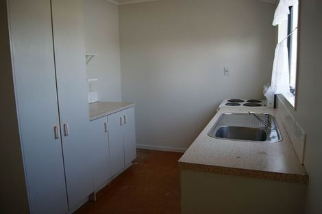 Photo of property in 77 Maplesden Drive, Clendon Park, Auckland, 2103