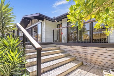 Photo of property in 89 The Esplanade, Raumati South, Paraparaumu, 5032