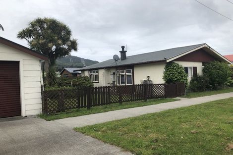 Photo of property in 5 Mcgowan Street, Runanga, 7803