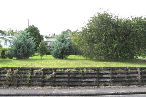 Photo of property in 37 Rangeview Road, Sunnyvale, Auckland, 0612