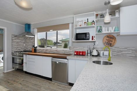 Photo of property in 36 Canteen Street, Marton, 4710