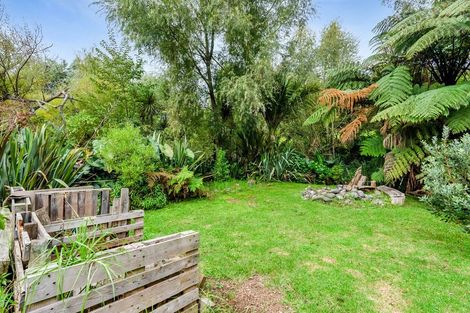 Photo of property in 82 Wairau Road, Oakura, 4314