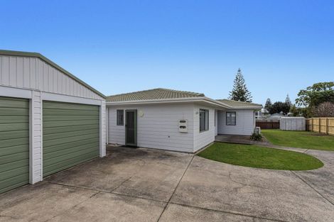 Photo of property in 27 Ohiwa Parade, Ohope, 3121
