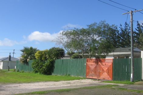 Photo of property in 22 West Coast Road, Te Kopuru, 0371