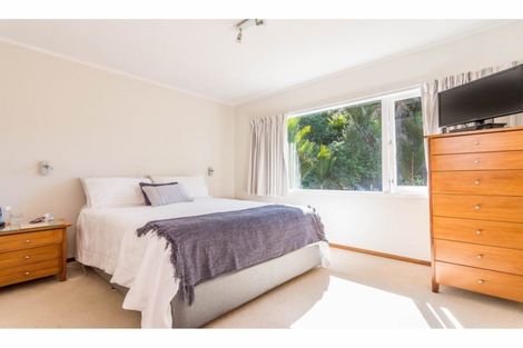 Photo of property in 177 Woodlands Park Road, Titirangi, Auckland, 0604