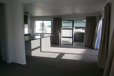 Photo of property in 1/10 Firth Road, Torbay, Auckland, 0630
