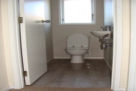 Photo of property in 39 Sandspit Road, Cockle Bay, Auckland, 2014