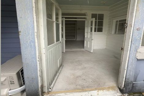 Photo of property in 15 Queens Parade, Devonport, Auckland, 0624