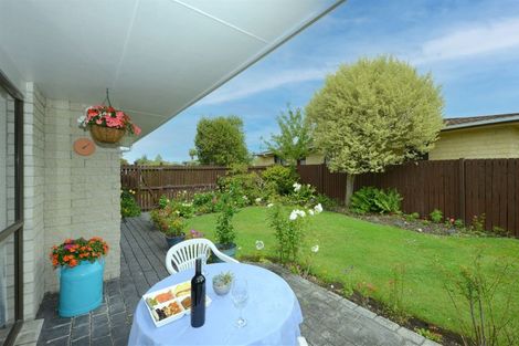 Photo of property in 12 Juniper Place, Burnside, Christchurch, 8053