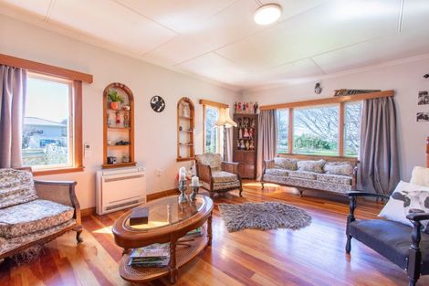 Photo of property in 34 Queen Street, Dannevirke, 4930