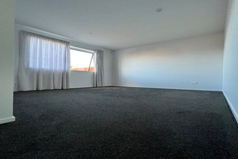 Photo of property in 5 Poutawa Lane, Clarks Beach, 2122