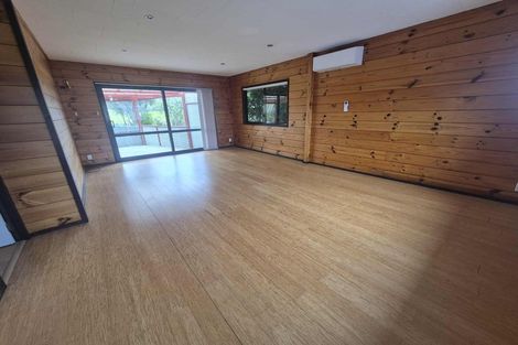 Photo of property in 15b Bay Street, Red Beach, 0932