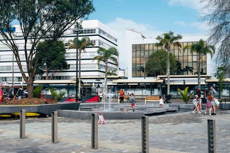 Photo of property in 1/9 Corrella Road, Belmont, Auckland, 0622