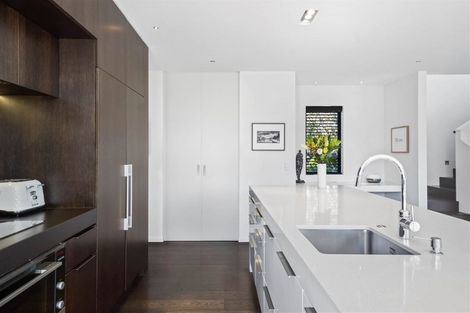 Photo of property in 24a Jacksons Road, Merivale, Christchurch, 8014