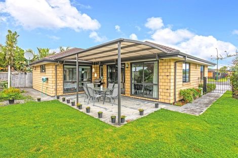 Photo of property in 9 Merrimana Drive, Thames, 3500