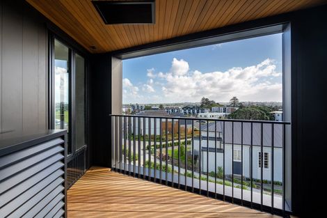 Photo of property in 407/2 Launch Road, Hobsonville, Auckland, 0616