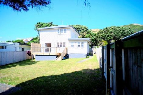 Photo of property in 4 Onepu Road, Pukerua Bay, 5026